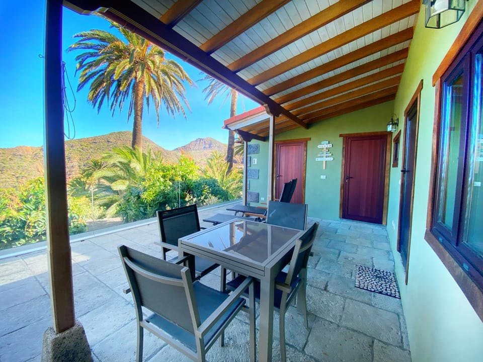El Pirguan Holiday House, your oasis in La Gomera House in La Gomera