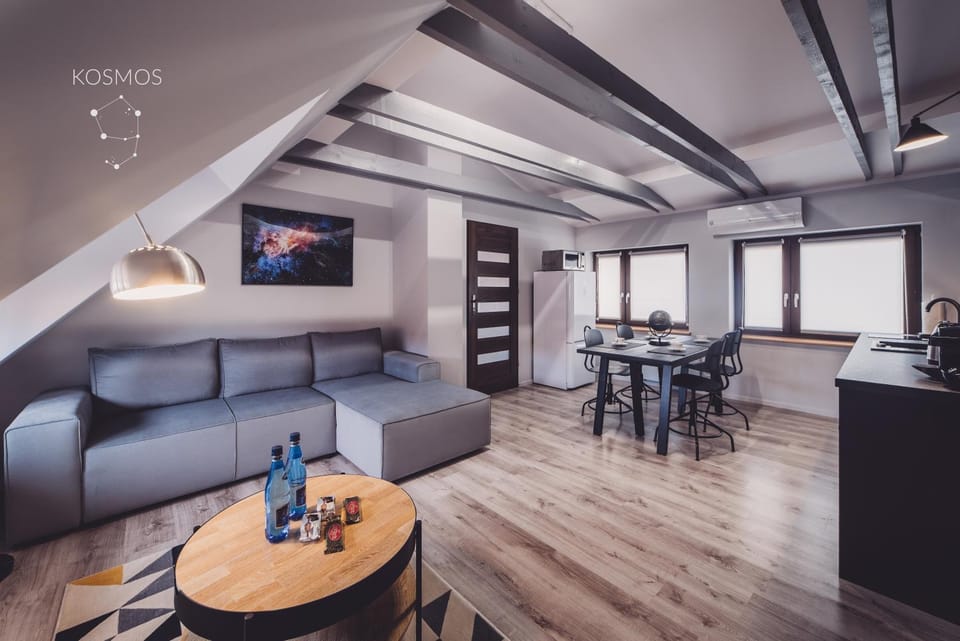 TV and multimedia, View (from property/room), Living room, Photo of the whole room, Seating area, Dining area, Landmark view, air conditioner