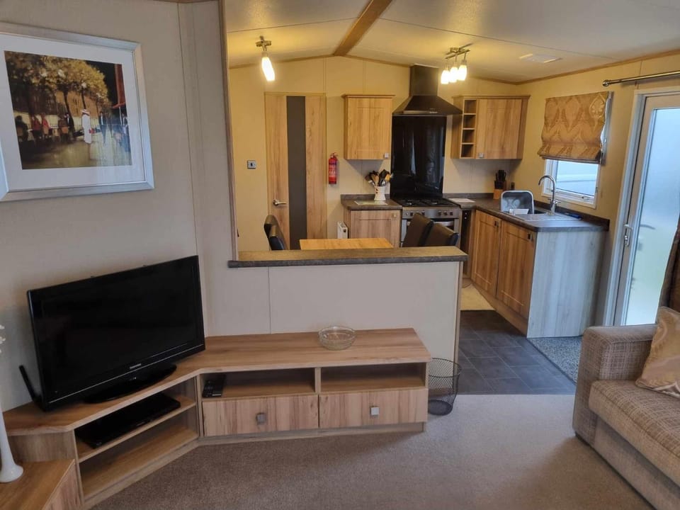 PG144 on the Golden Palm Chapel St Leonards 3 bed deluxe Apartment in Chapel Saint Leonards