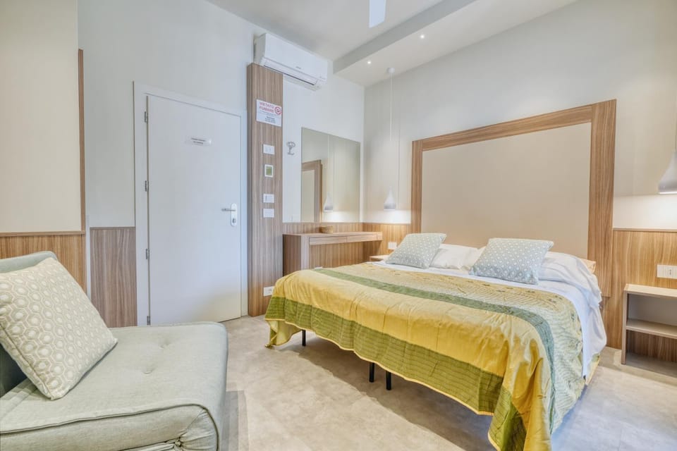 Hotel Everest - Bar e Ristorante Hotel in Marche