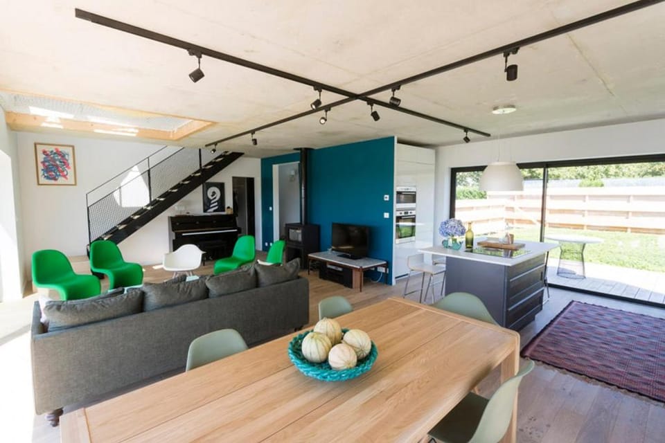Maison avec vue mer d'exception et jacuzzi Villa in Penvénan