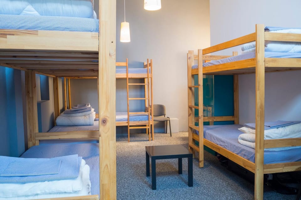 Bed, Photo of the whole room, bunk bed