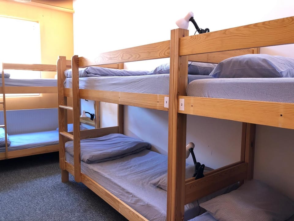 Bed, Photo of the whole room, bunk bed