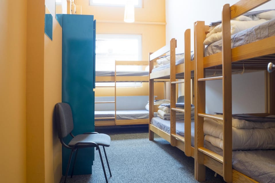 Bed, bunk bed, microwave