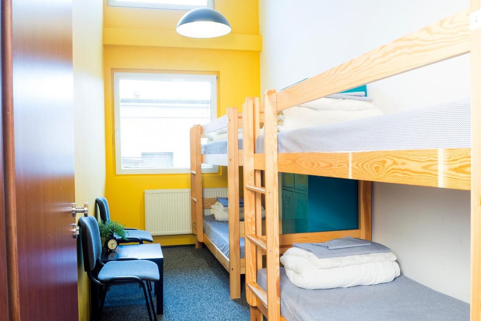Bed, bunk bed