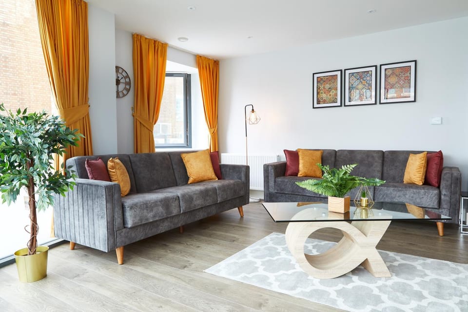 Living room, Seating area