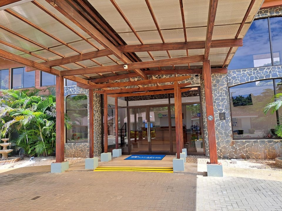Property building, Facade/entrance