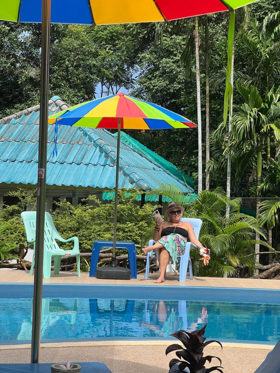 Swimming pool