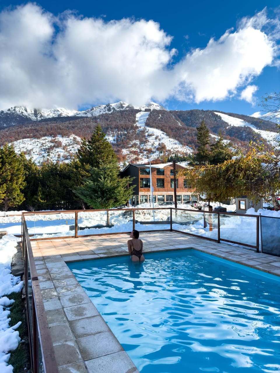 Mountain view, Swimming pool