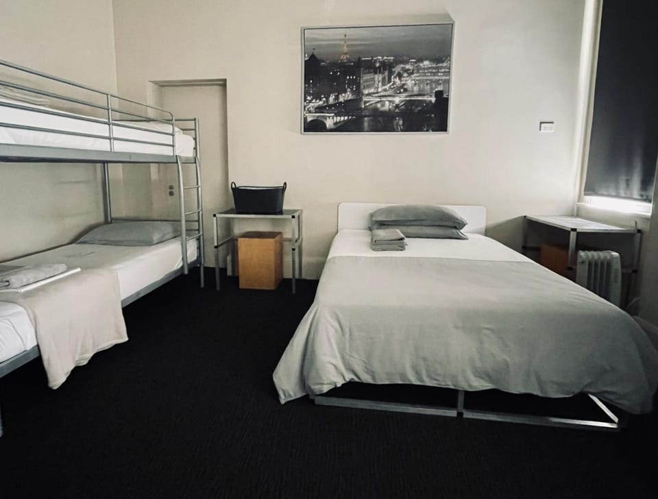 Cambridge Lodge Hostel in Sydney