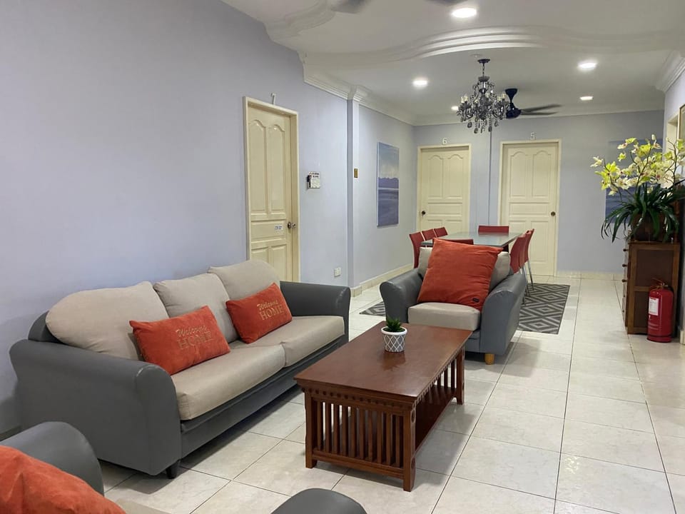 J Guest House House in Sabah