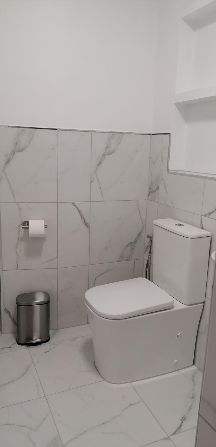 Toilet, Bathroom
