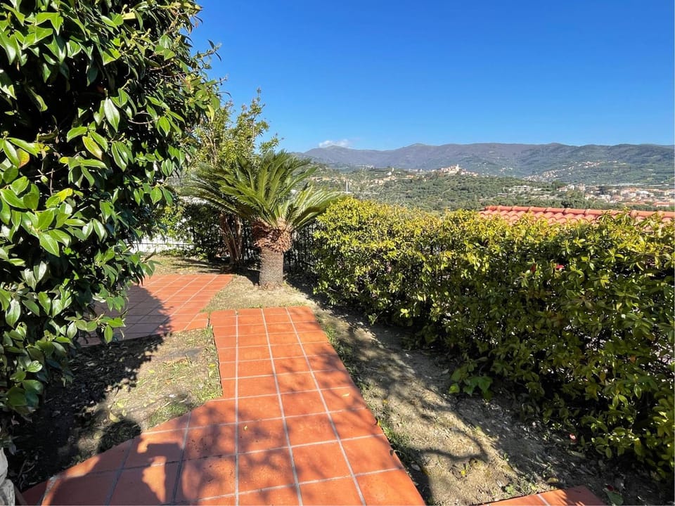 Villa Panorama House in Diano Marina