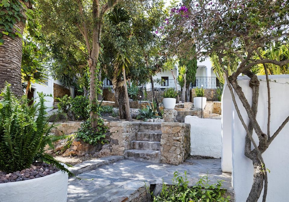 Property building, Garden, Garden view