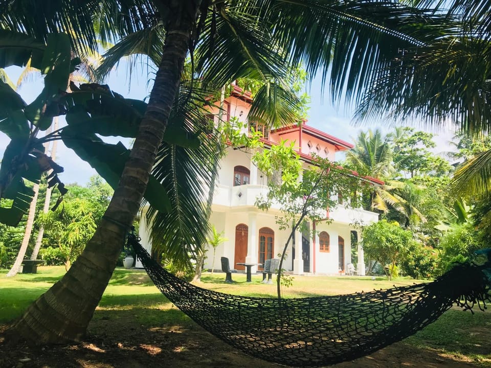 Villa Sureka Bed and Breakfast in Hikkaduwa