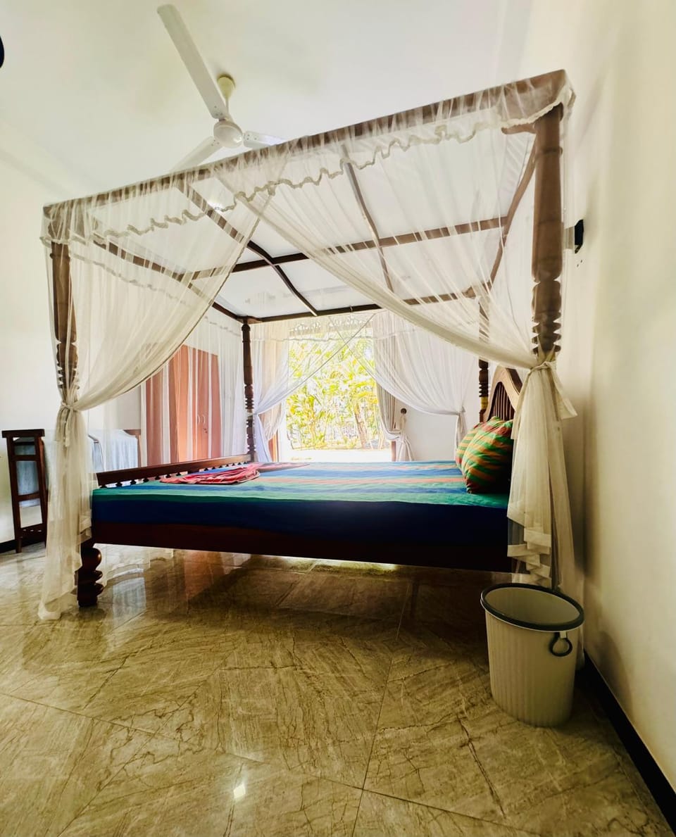 Villa Sureka Bed and Breakfast in Hikkaduwa