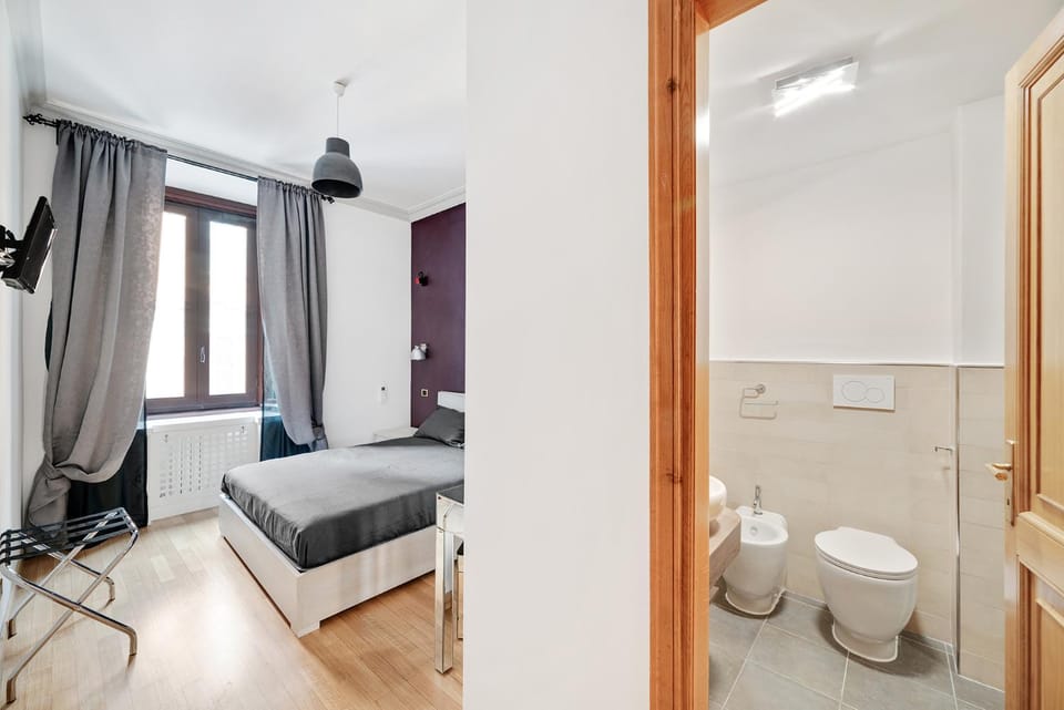 Peroni 8 Pax Brand New Apartment Apartment in Rome