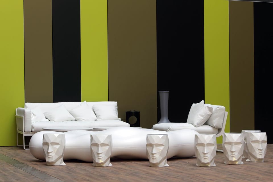 Patio, Lounge or bar