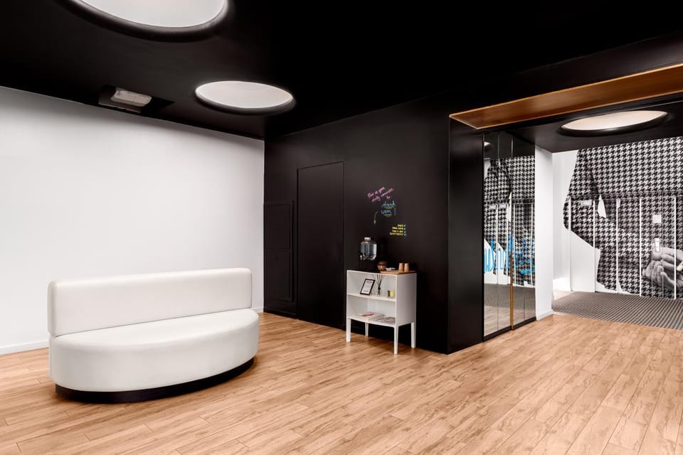Living room, Lobby or reception