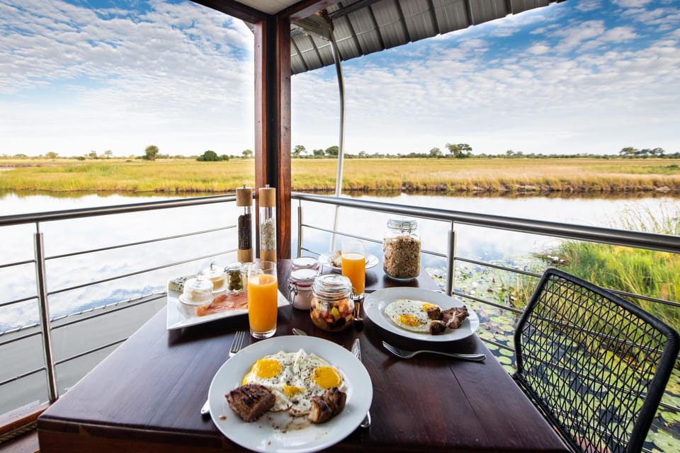 Balcony/Terrace, Food and drinks, Food, River view, Breakfast