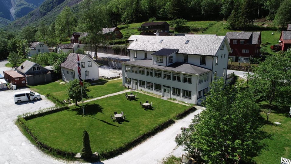 Bird's eye view, Garden view