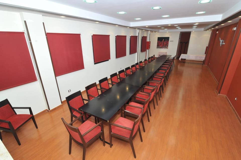 Meeting/conference room