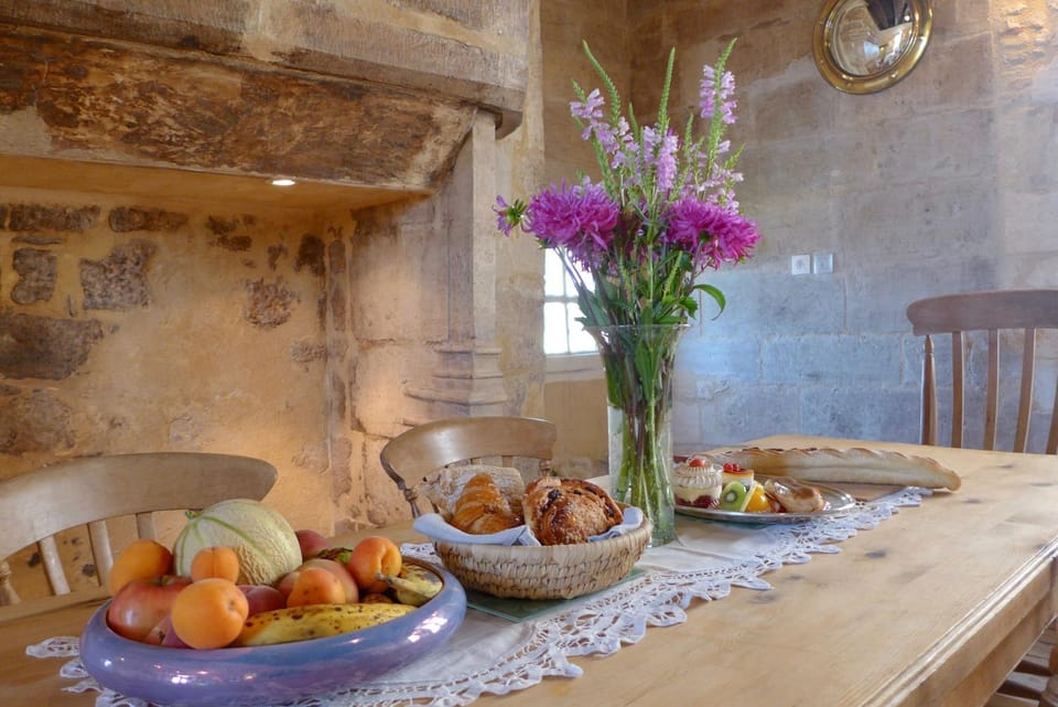 Decorative detail, Dining area, Food, Breakfast