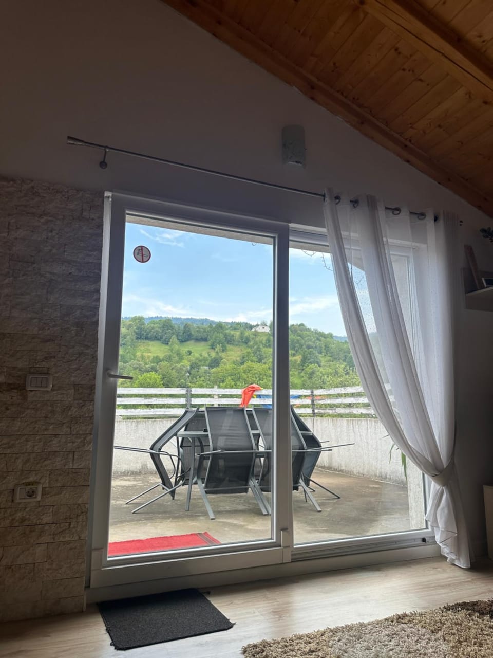 Pensiunea Alexandra Livia Bed and Breakfast in Romania