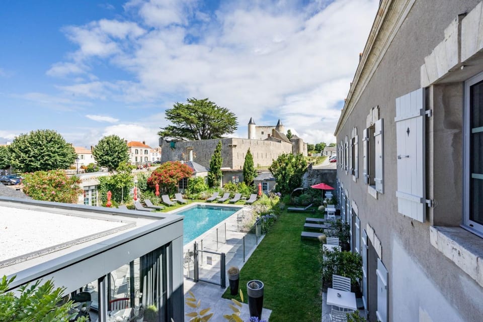 Garden view, Pool view