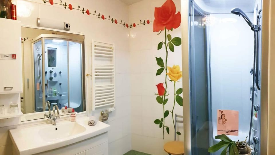 Suite indépendante de 66m2 tout confort et calme House in Villefranche-de-Rouergue