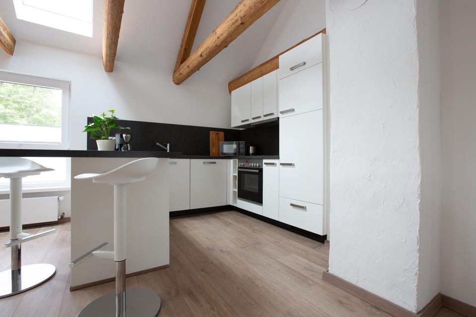 Kitchen or kitchenette, Dining area, Communal kitchen