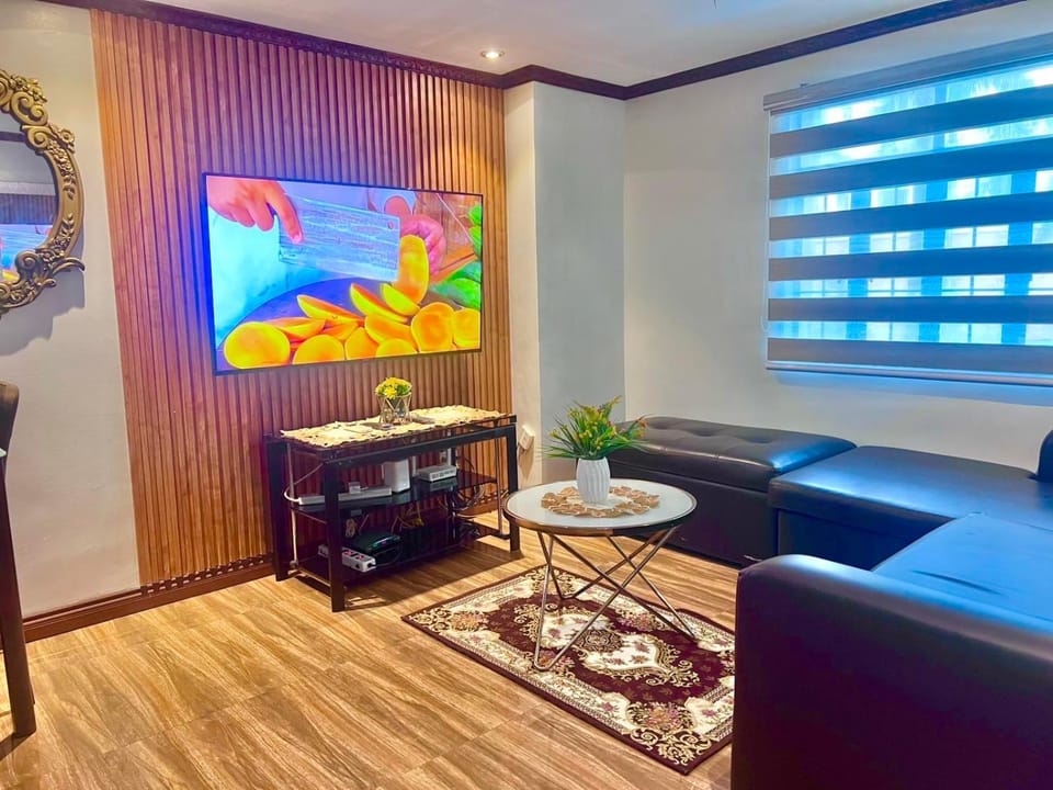 Affordable 2 BR 2 BA w/ Skycable, Netflix, & Amazon Prime Apartment in Mandaluyong