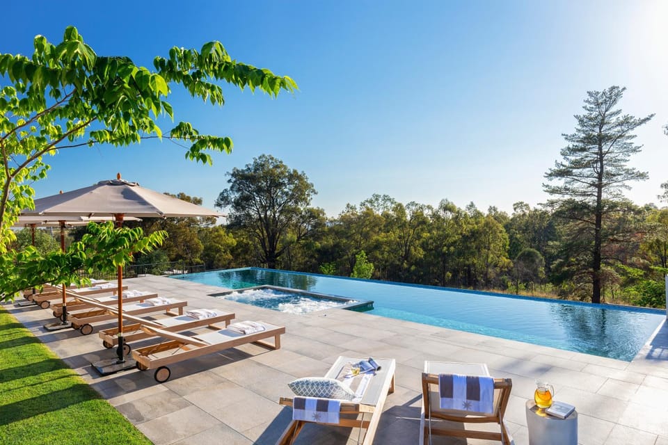 Natural landscape, Swimming pool, sunbed