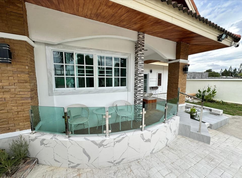 3BR Villa near Boat Avenue Laguna beach Villa in Choeng Thale