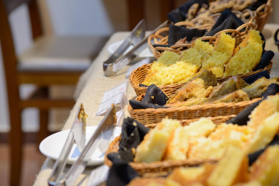 Food and drinks, Buffet breakfast