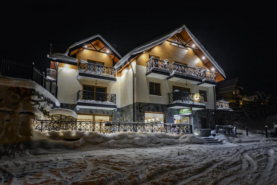 Property building, Winter