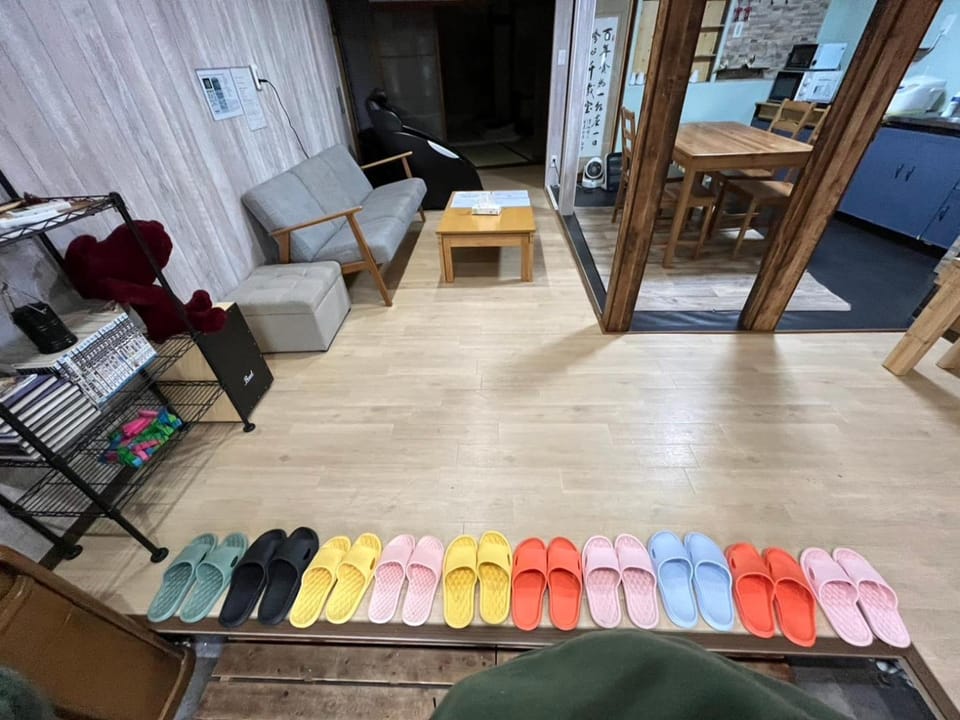 Wasaike House House in Osaka