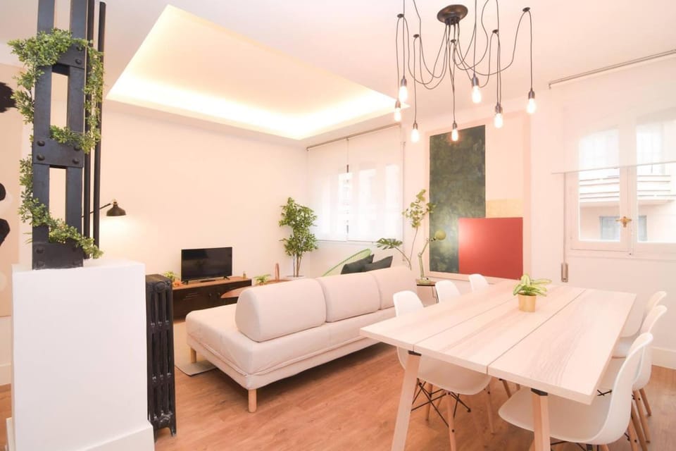 Living room, Lobby or reception, Seating area, Dining area