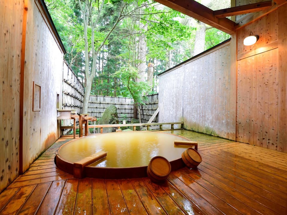 Hot Spring Bath, Open Air Bath