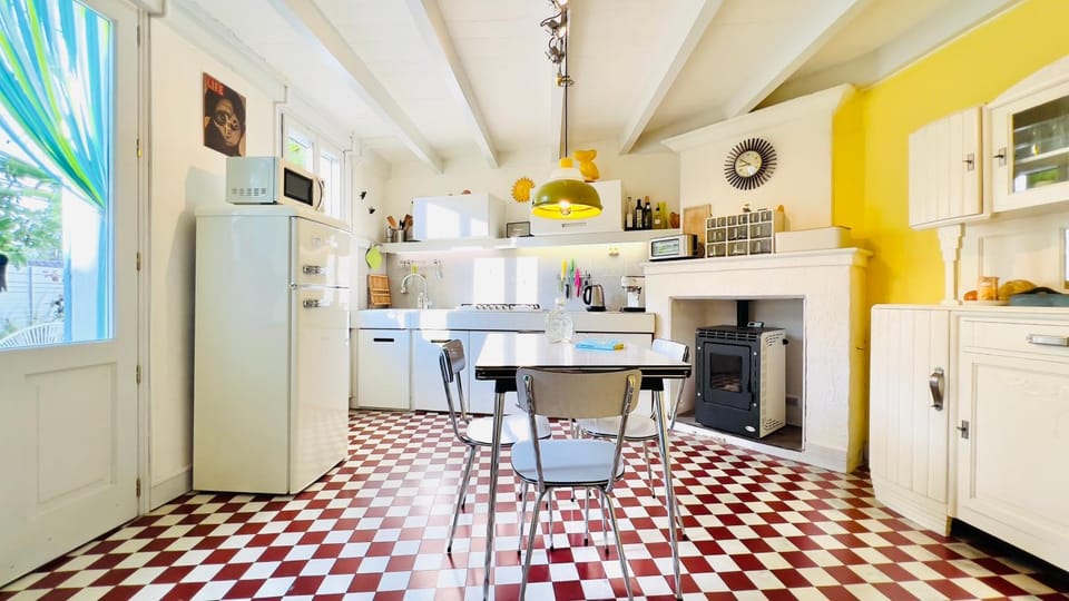 Communal kitchen