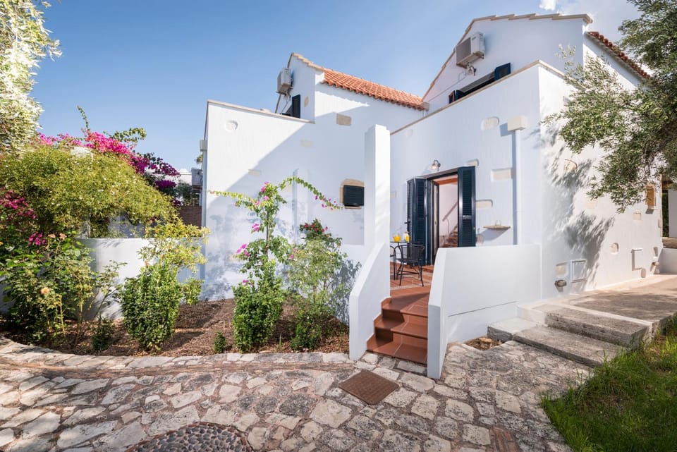 Patio, Garden, Balcony/Terrace