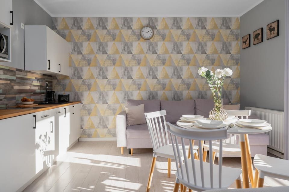 Living room, Seating area, Dining area, kitchen
