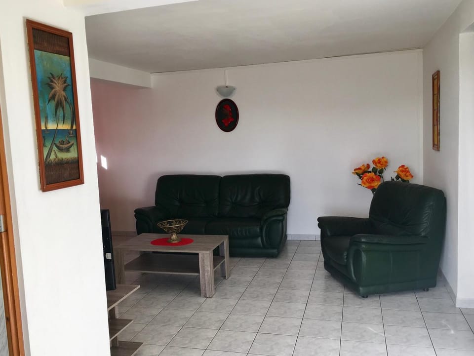 Amory Apartment in Fort-de-France