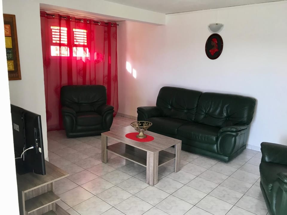 Amory Apartment in Fort-de-France