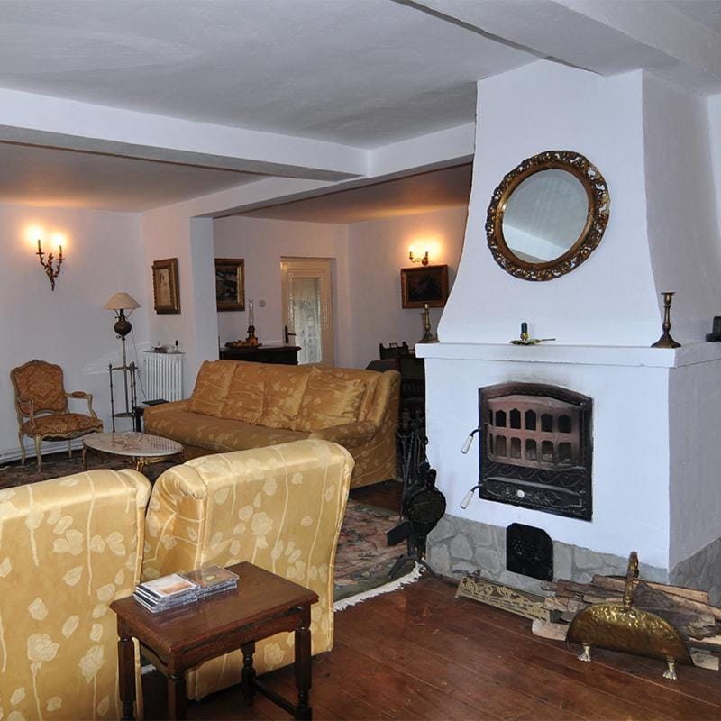 B&B Popamuseum Tarpesti Bed and Breakfast in Romania