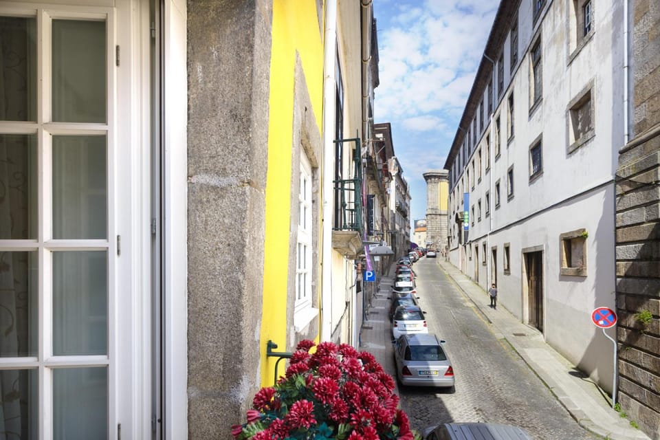 City view, Street view