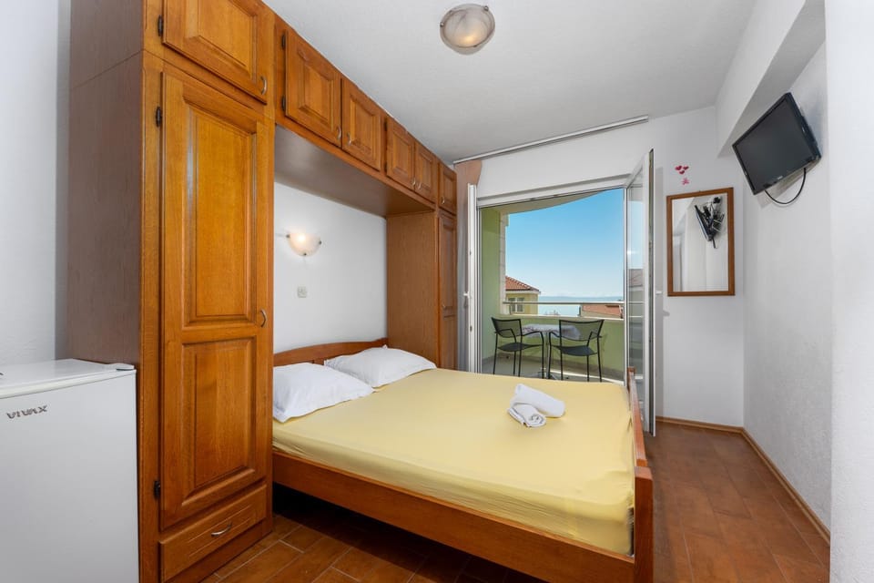 Apartmani Roso Marica Bed and Breakfast in Makarska