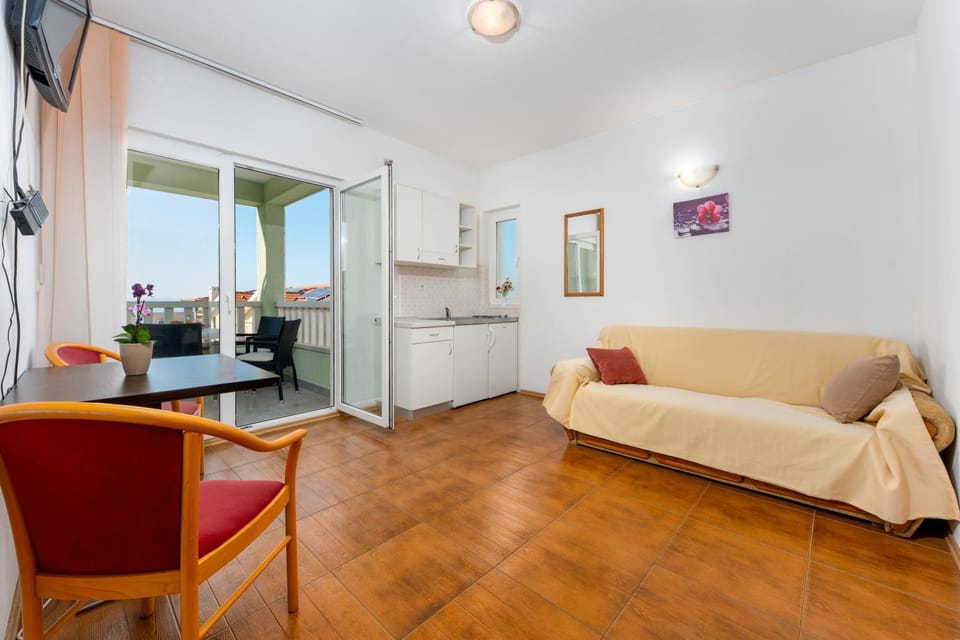 Apartmani Roso Bed and Breakfast in Makarska