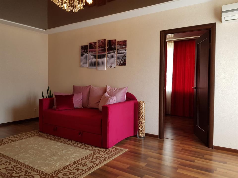 Апартаменты с балконом Apartment in Kharkiv