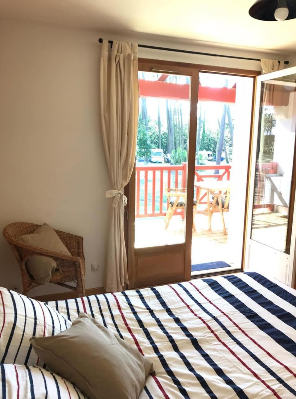 Chambres d'Hôtes La Téouleyre Bed and Breakfast in Saint-Julien-en-Born